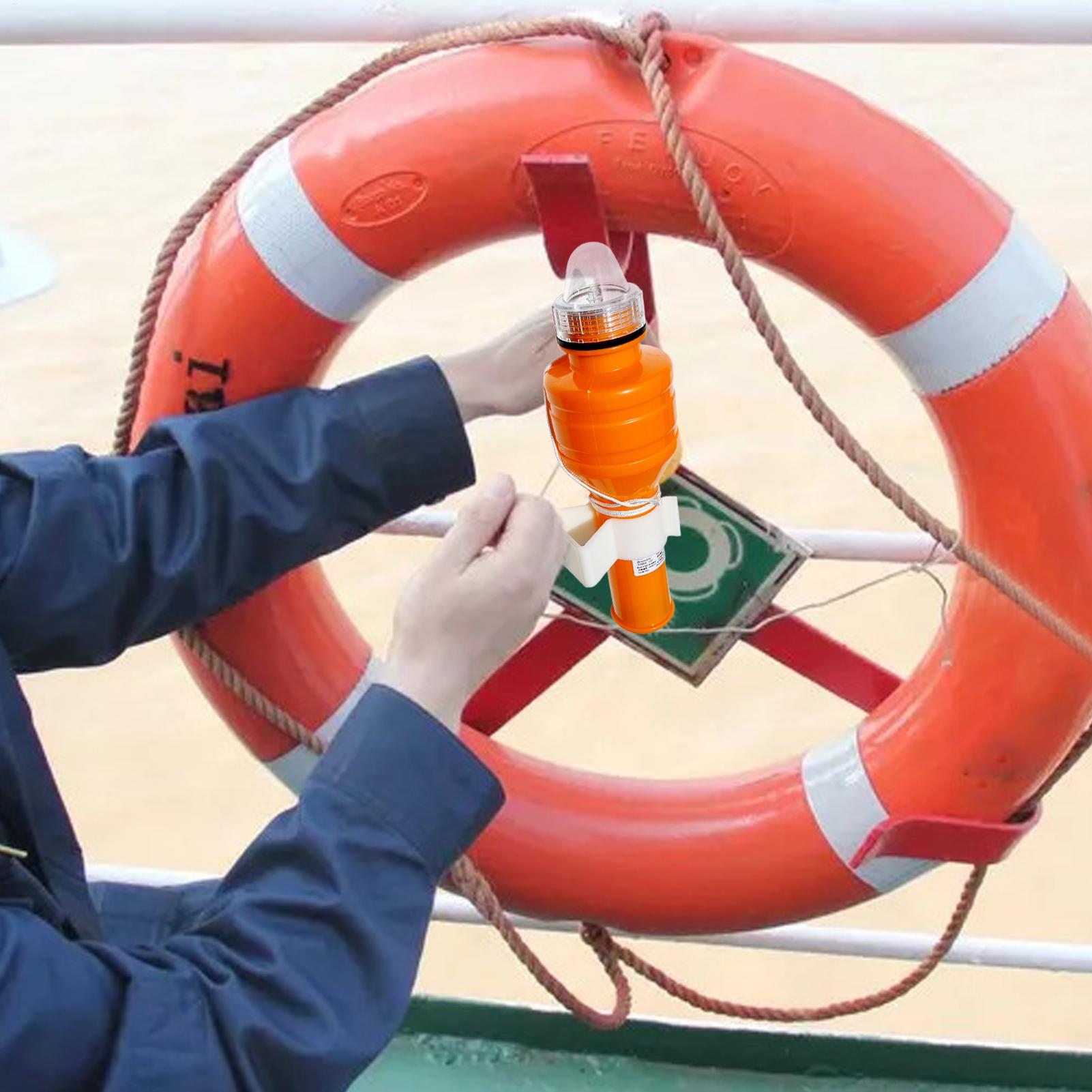 Lifebuoy – lampe LED pour bate - Fishing Kayak Sit On Top avis et prix